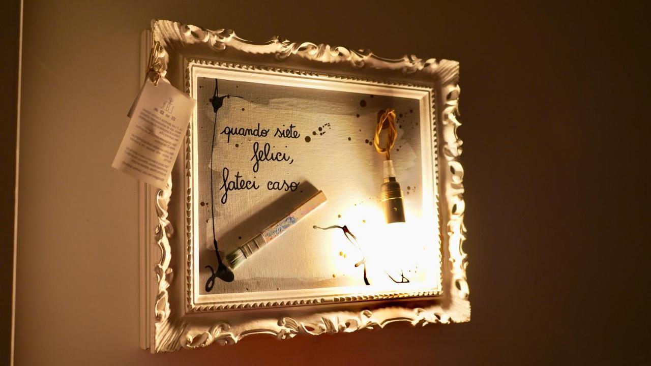 Bed Art Relaxing Suite - Appartamento Con Sauna Happiness Suite Gallery San Benedetto del Tronto Buitenkant foto
