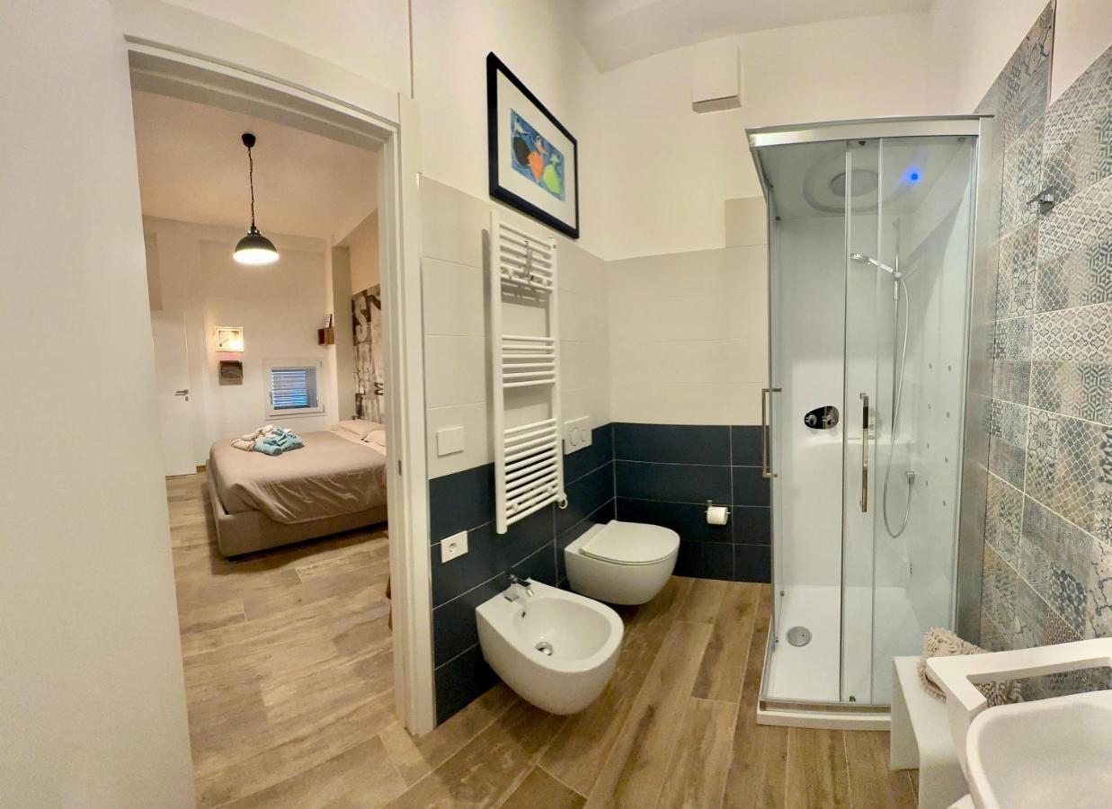 Bed Art Relaxing Suite - Appartamento Con Sauna Happiness Suite Gallery San Benedetto del Tronto Buitenkant foto